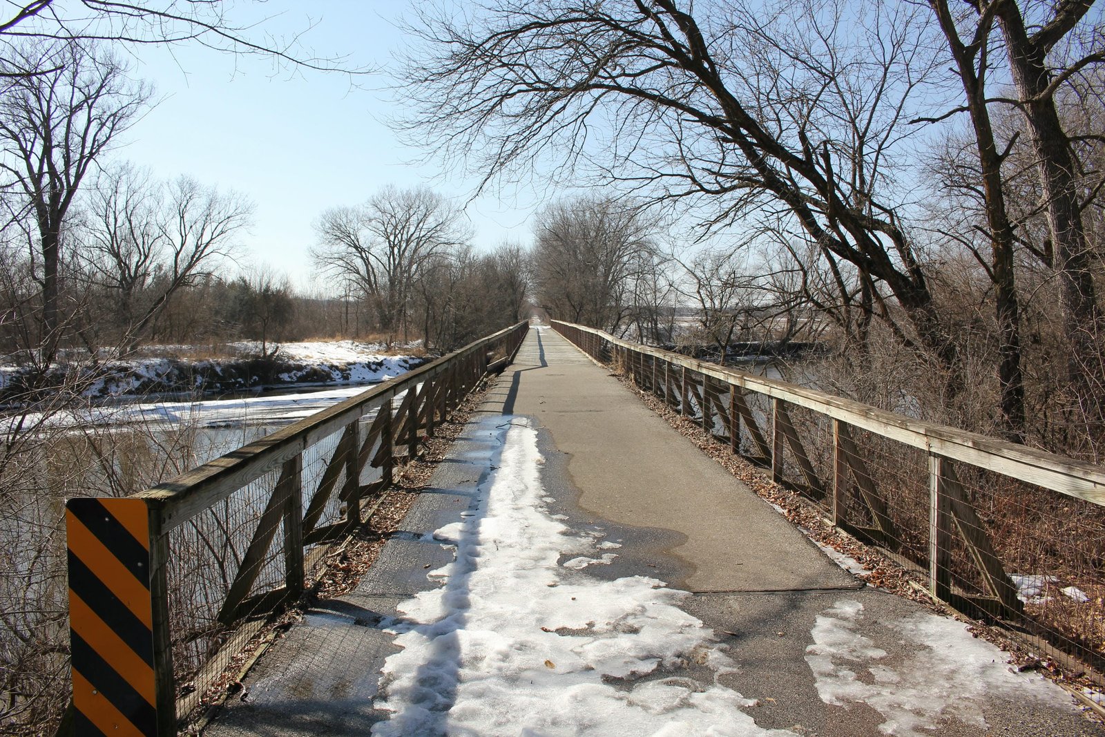 Looking west (railroad south)